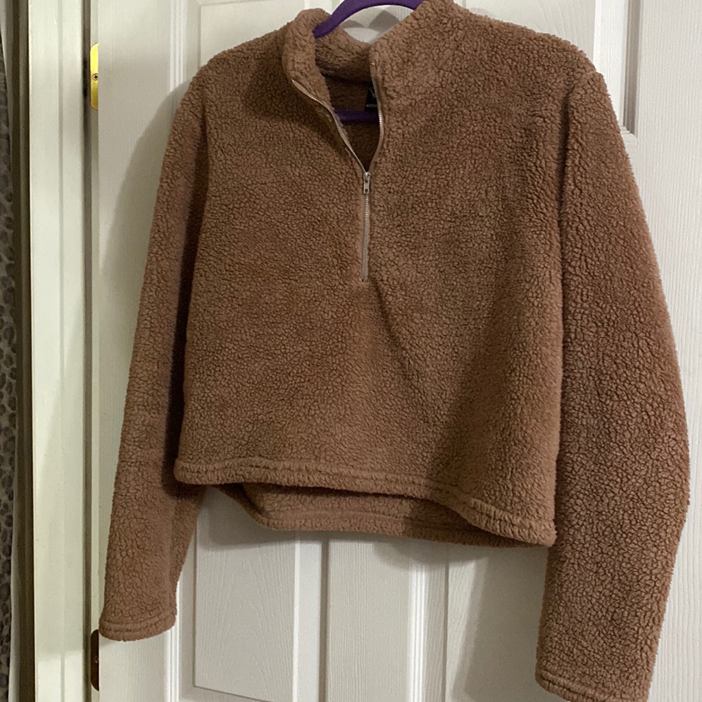 Windsor Crop Pullover